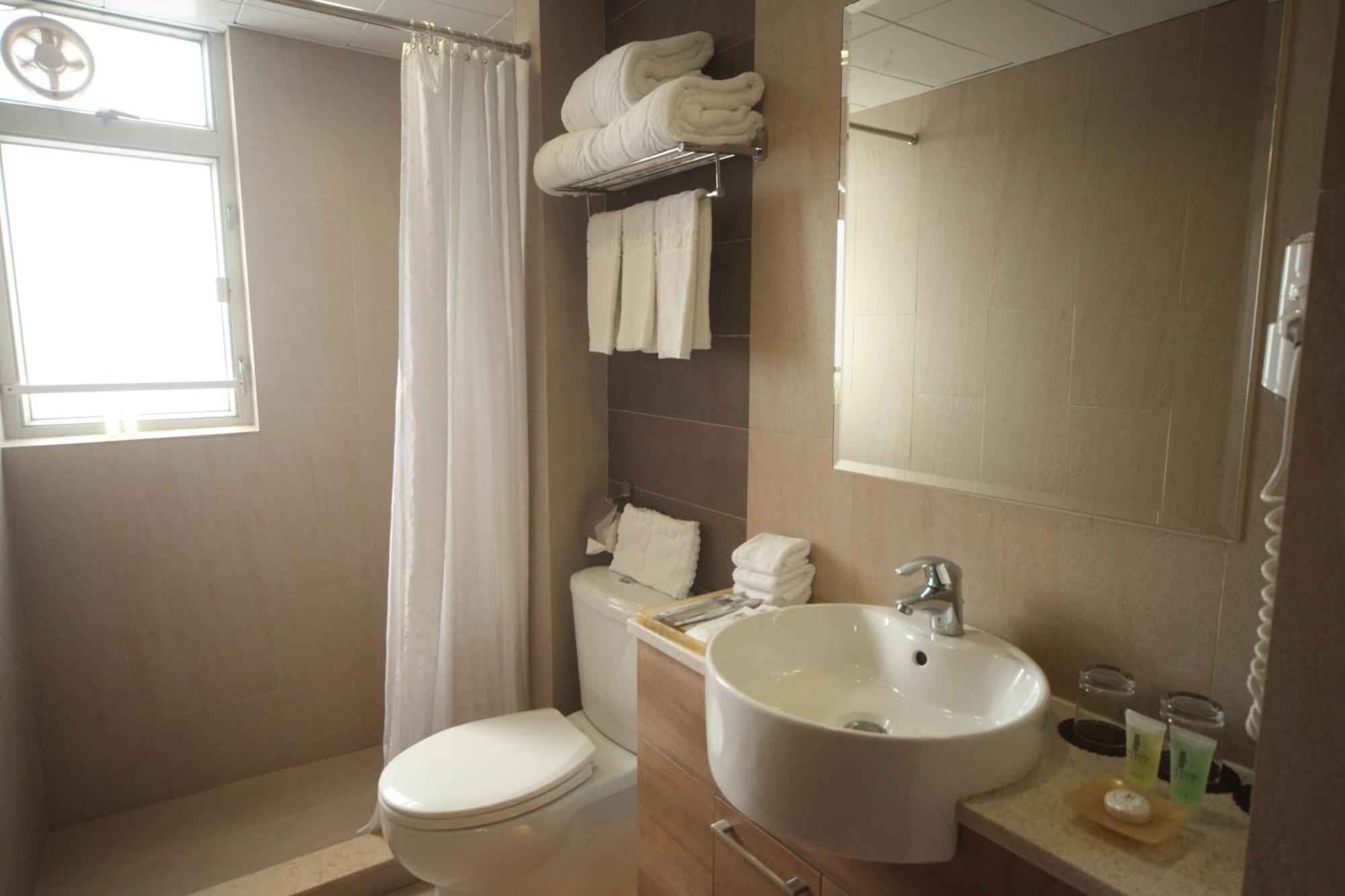 H1 Hotel Гонконг Экстерьер фото